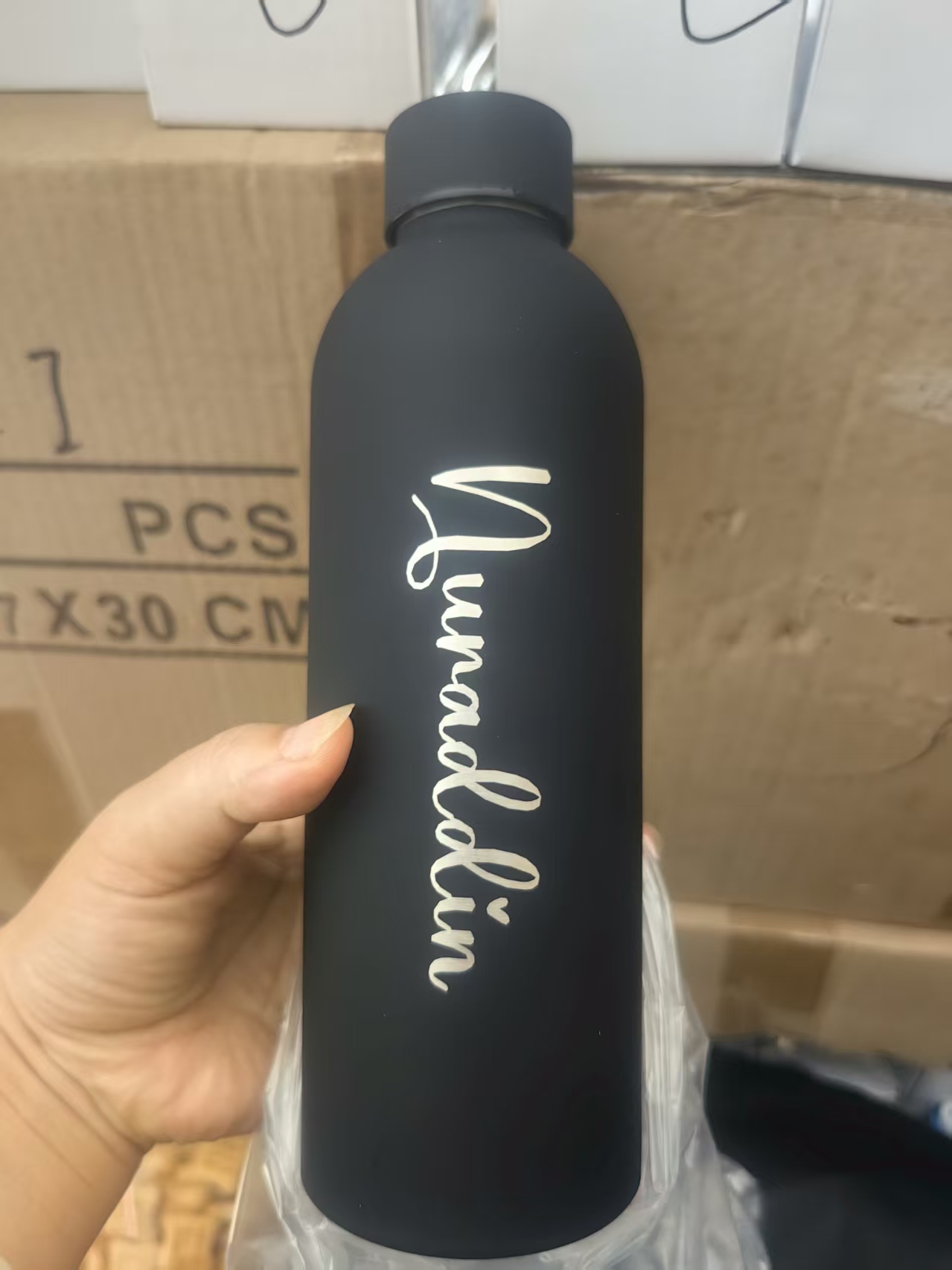 カスタムロゴ入り500ml二重壁ステンレス鋼製ワイン/水/ビ - Wine Beer Images のレビューと価格